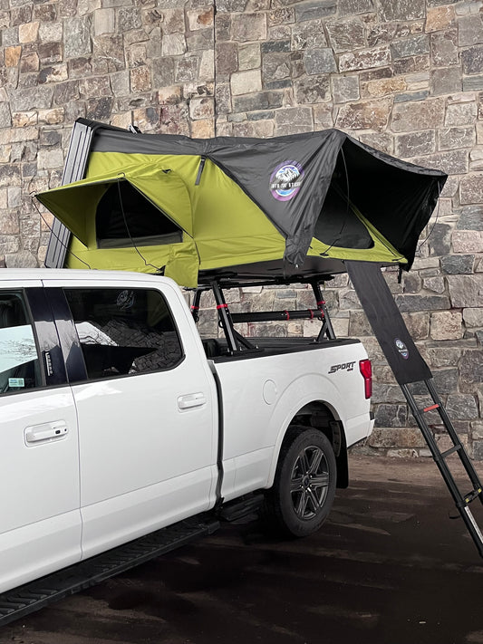 The Countryside XL Hard Shell Rooftop Tent - 3-4 Person