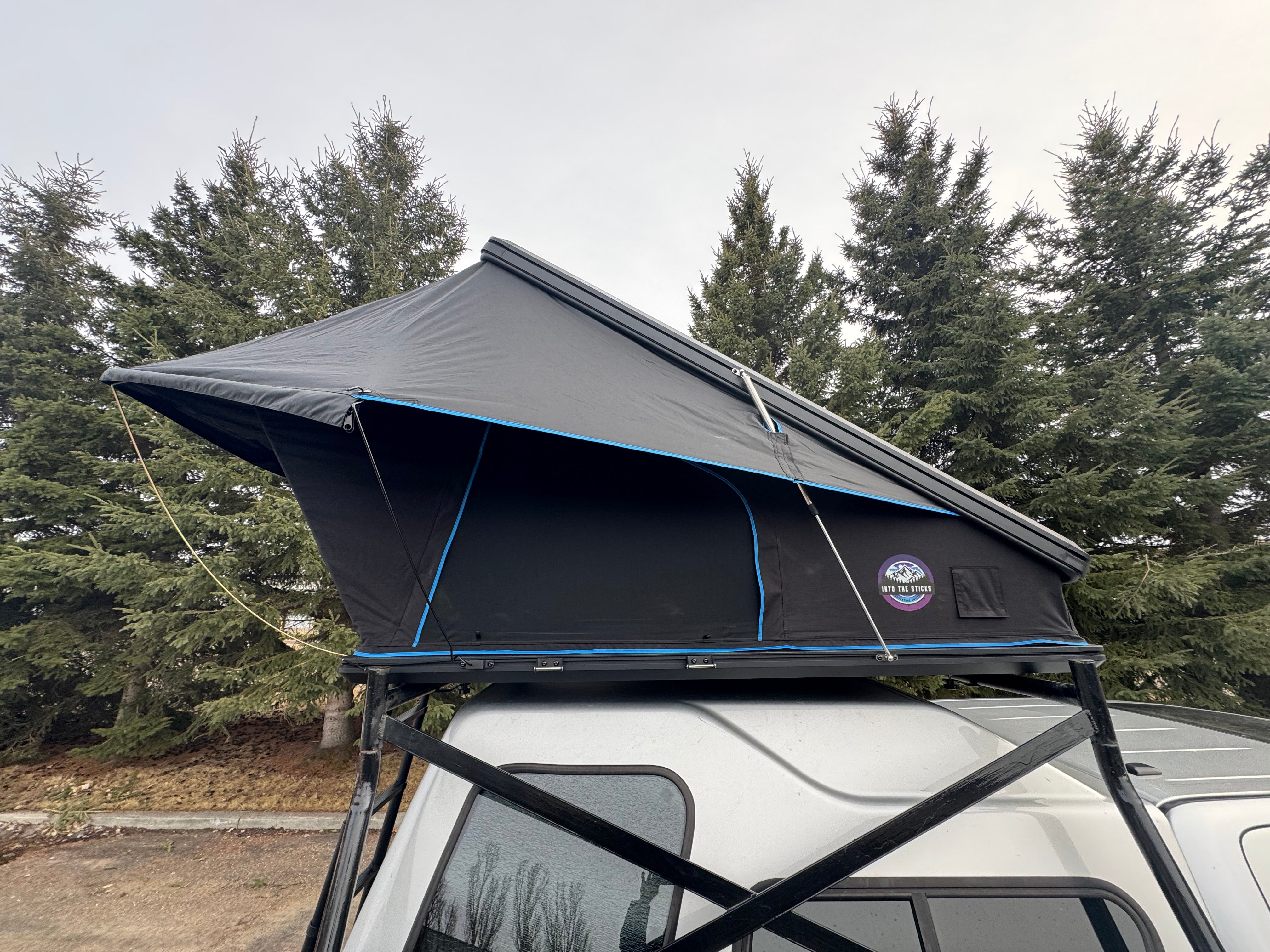 The Tall Timbers XL Hard Shell Rooftop Tent - 2-Person