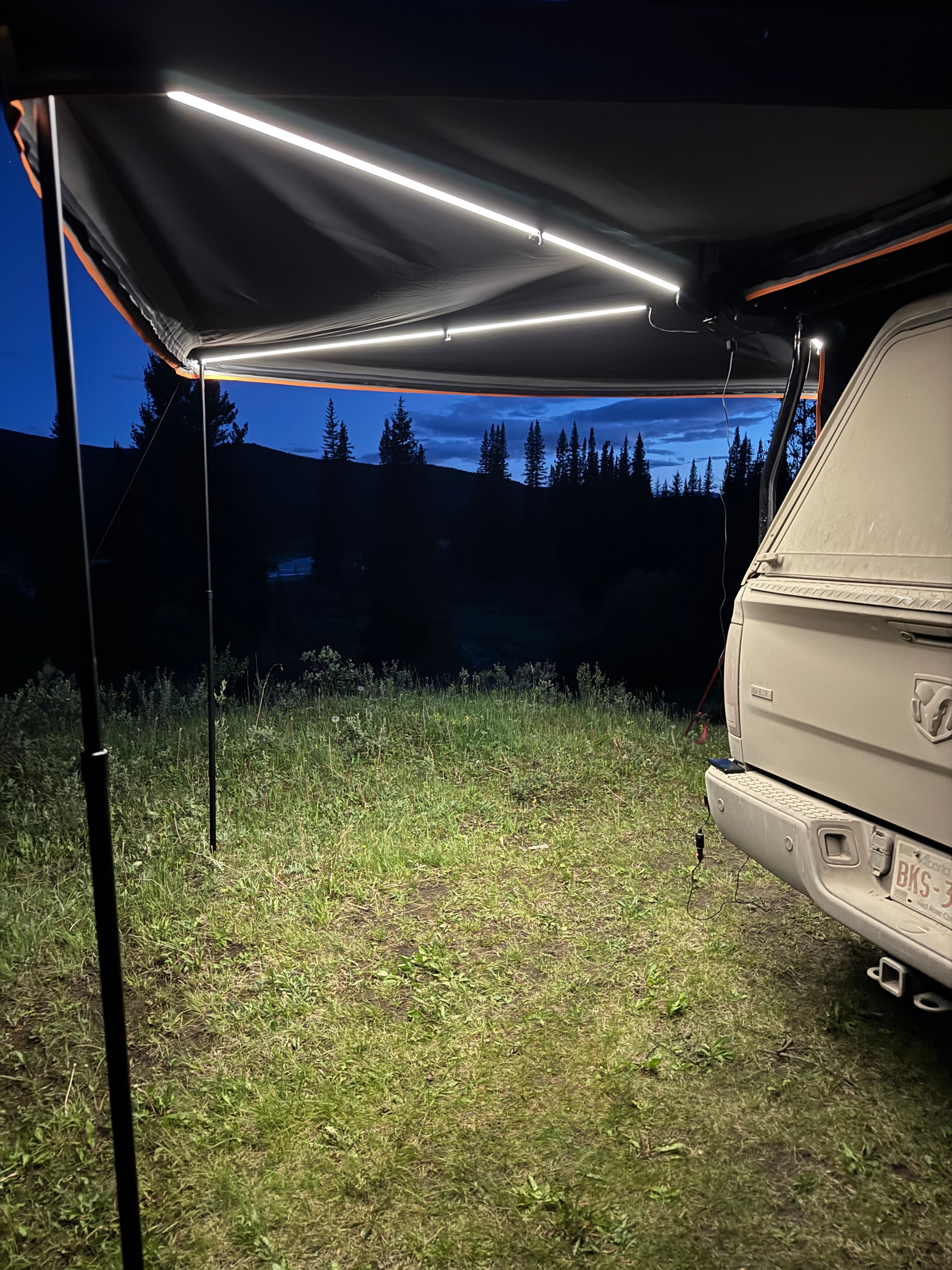 Awning w/ LED 270